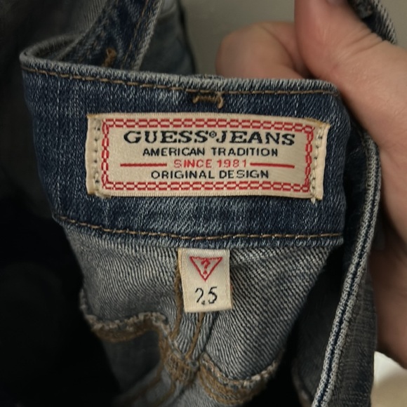 Used Guess Distressed Overalls Size 25 - Picture 4 of 6